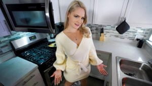 GloryHole – Lisey Sweet, CuckTube.net GloryHole – Lisey Sweet, CuckTube.net