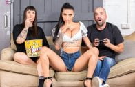 LatinaMylf – Pecosa – Cheating With The Gardner